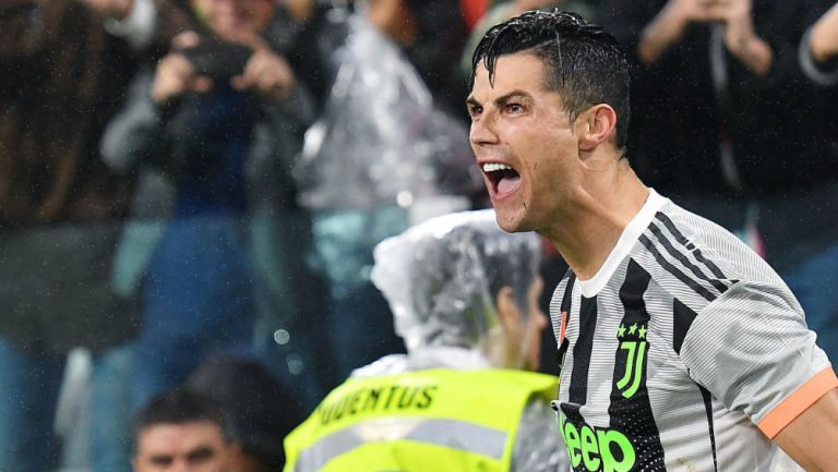 Cristiano Ronaldo festeja eufórico un tanto ante el Genoa