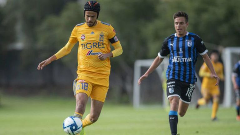 Diego Reyes en partido de Tigres Sub 20