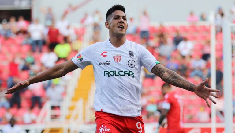 Mauro Quiroga festeja un gol con el Necaxa en el A2019