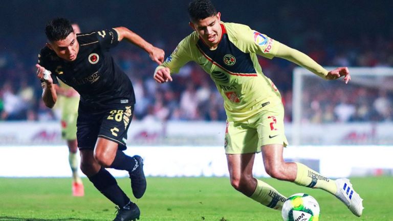 Jesús Paganoni y Carlos Vargas, durante un juego