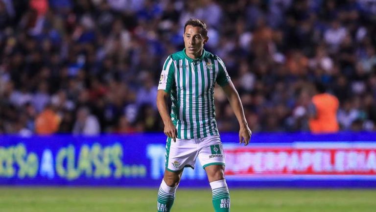 Guardado, en un partido del Real Betis