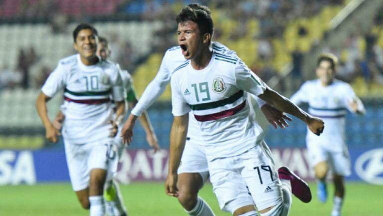 Ali Ávila en festejo, durante juego de CF del Mundial Sub17 