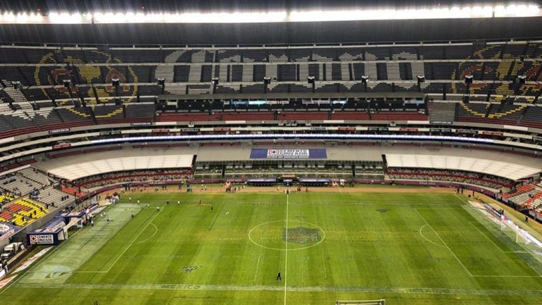 Cancha del Azteca, minutos antes del partido