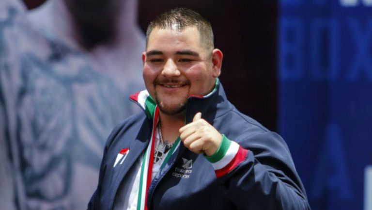 Andy Ruiz, durante una conferencia de prensa