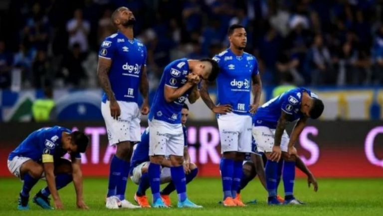 Jugadores de Cruzeiro en lamento confirmado su descenso