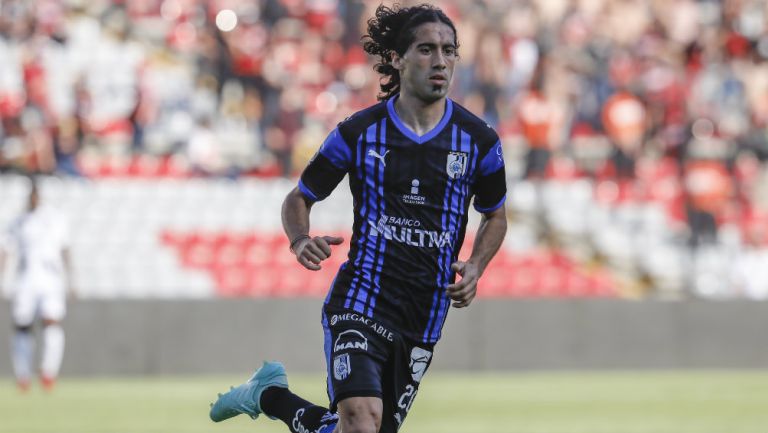 Matías Britos durante un partido con Gallos Blancos