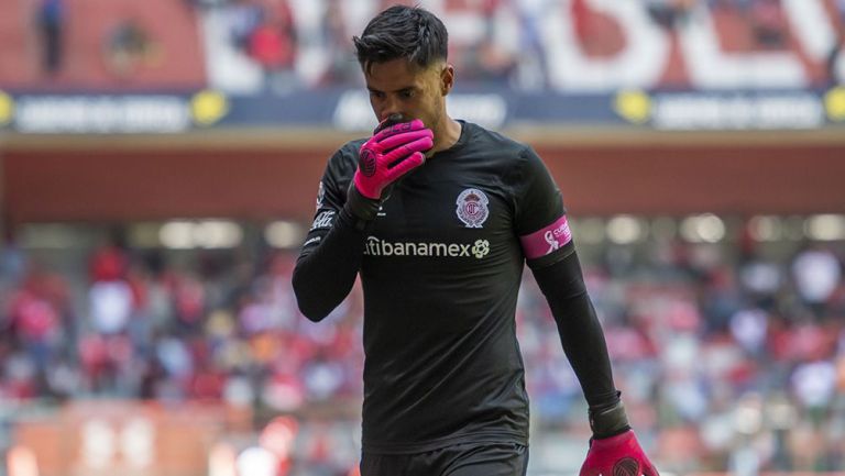 Alfredo Talavera en un partido con Toluca