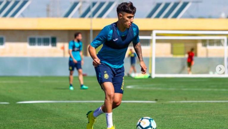 Leo Suárez en un entrenamiento con Villareal 