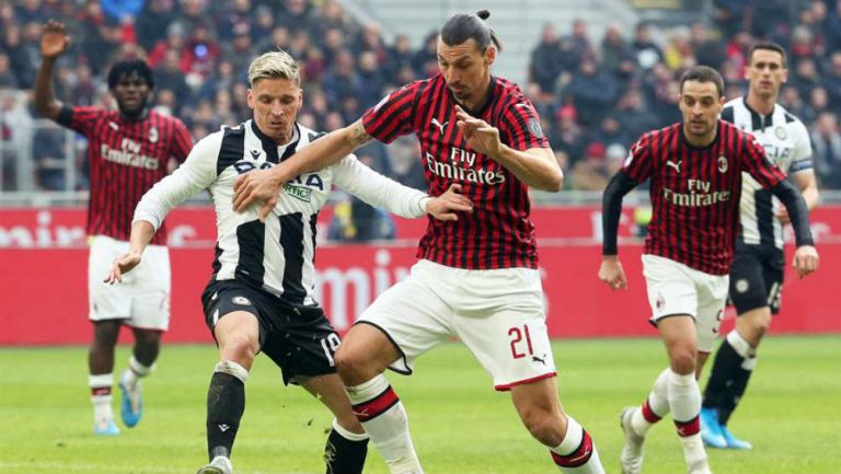 Zlatan en el juego ante Udinese