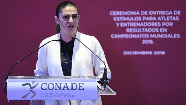 Ana Guevara durante una conferencia de prensa