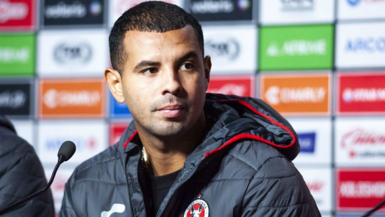 Edwin Cardona no ha debutado con Xolos por lesión en la mano