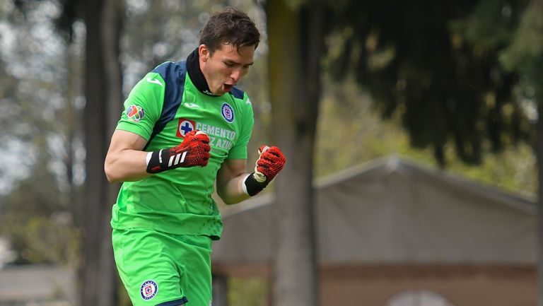 Cruz Azul debuta a Sebastián Jurado