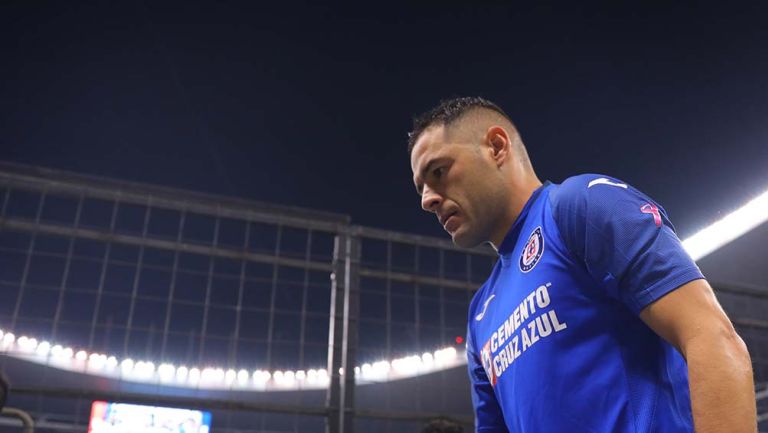 Aguilar, en un partido de Cruz Azul