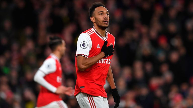 Aubameyang hizo doblete en remontada del Arsenal ante Everton