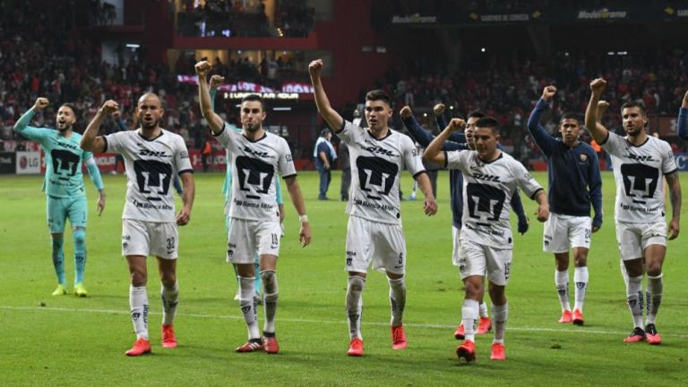 Jugadores de Pumas, después de un partido