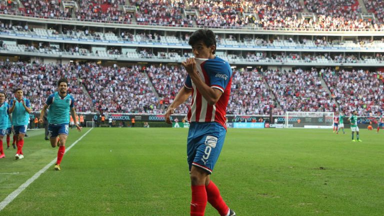 JJ Macías celebrando el primer gol ante León