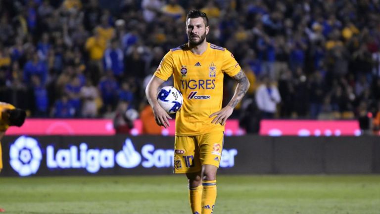 Gignac, en un partido en el Volcán