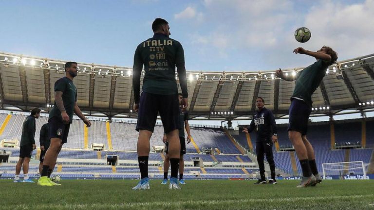 Jugadores italianos en entrenamiento