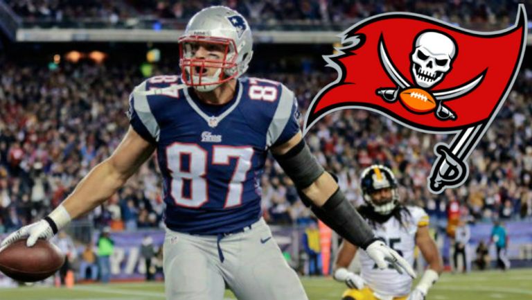 Buccaneers, el quinto favorito para ganar el Super Bowl con llegada de Rob Gronkoswki