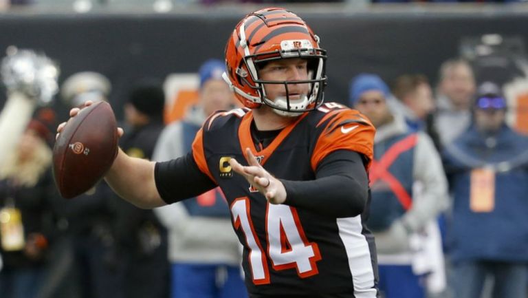 Andy Dalton durante un juego de los Bengals