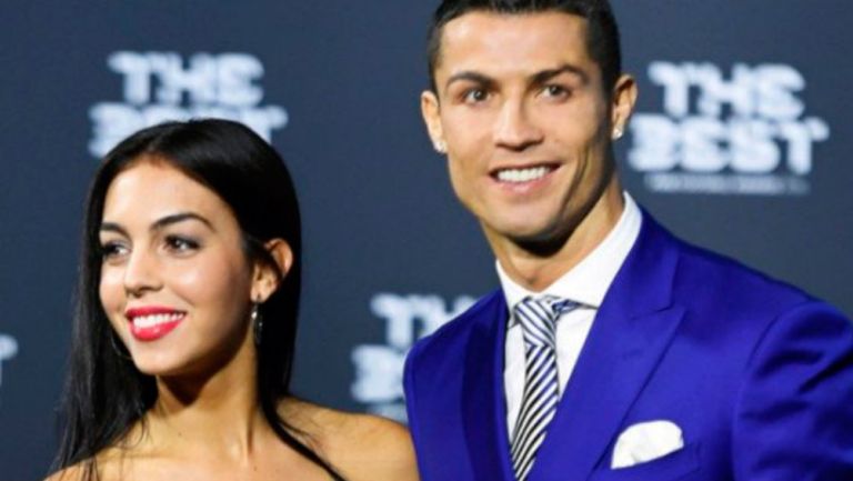 Cristiano Ronaldo y su esposa presumieron su impresionante piscina