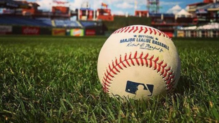 Prepara la MLB una nueva reducción de salarios a jugadores