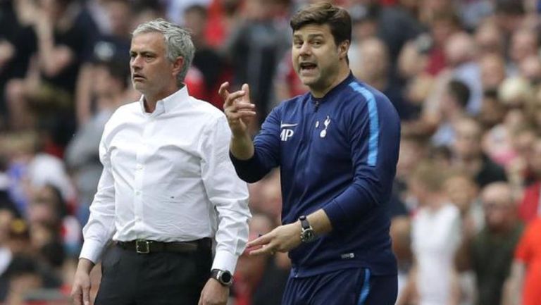 Pochettino y Mourinho durante un duelo en la Premier League