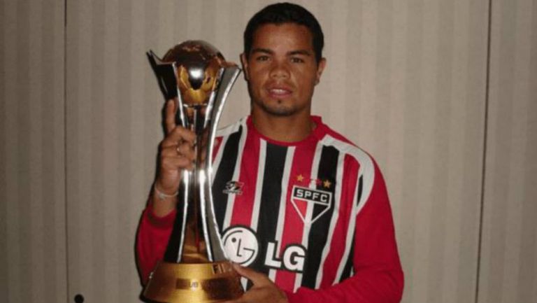 Flávio Donizete como campeón con Sao Paolo
