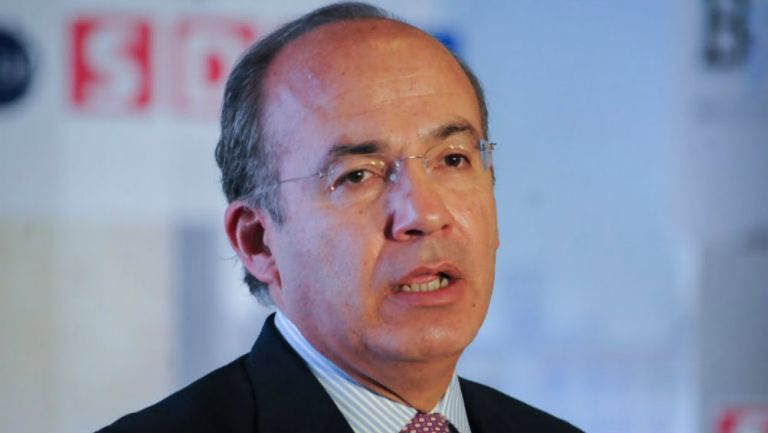 Felipe Calderón en presentación
