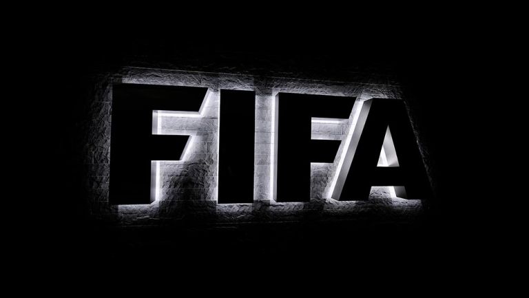 FIFA: Jugadores podrán jugar en tres clubes diferentes por temporada