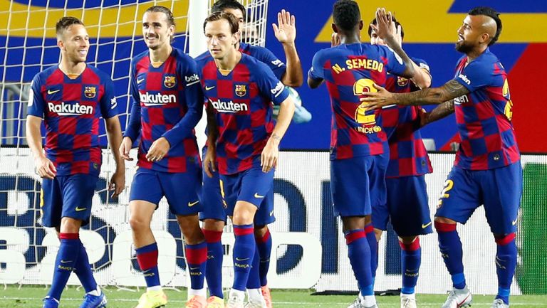 Jugadores del Barcelona, tras marcar al Leganés