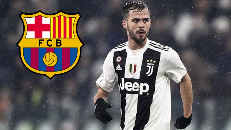  Miralem Pjanic durante un duelo con la Juventus 