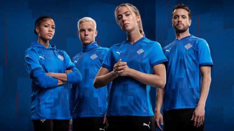 Selección de Islandia: Federación islandesa modificó escudo y uniforme