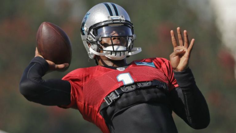 Cam Newton: El quarterback ya trabaja con receptores de los Patriots