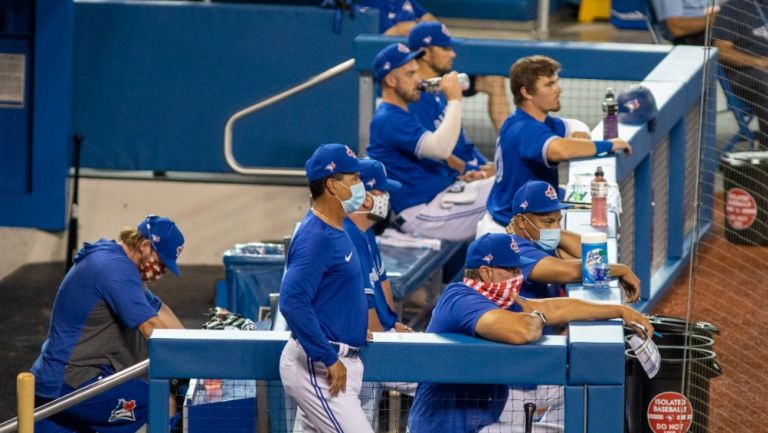 Jugadores de Blue Jays en un entrenamiento