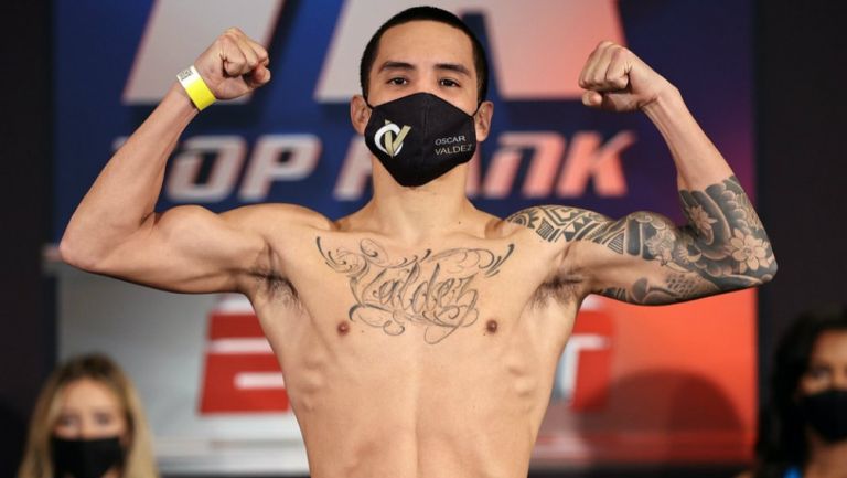 Oscar Valdez antes de una pelea