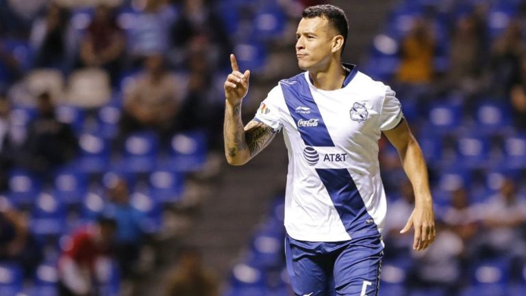 Dani Arreola en festejo de gol con Puebla