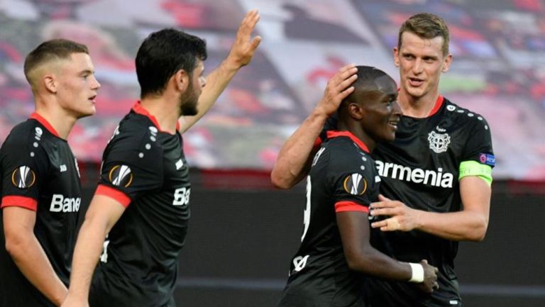 Europa League: Bayer Leverkusen confirmó su lugar en cuartos de final ante el Inter de Milan 