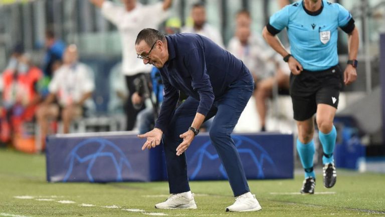 Maurizio Sarri, exentrenador de la Juventus de Turín, en lamento