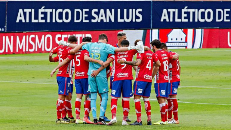 Jugadores del Atlético de San Luis previo a un partido