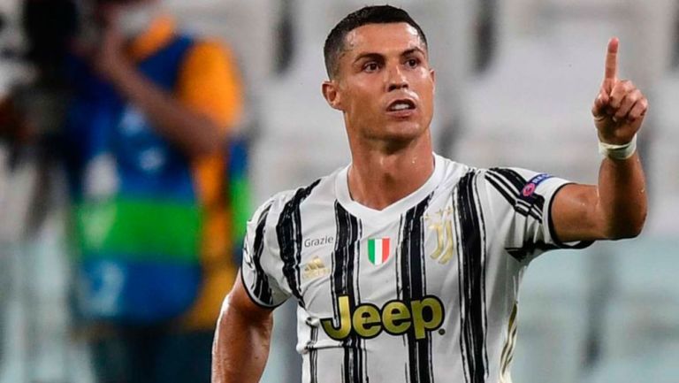 Cristiano Ronaldo festeja su gol contra Olympique de Lyon
