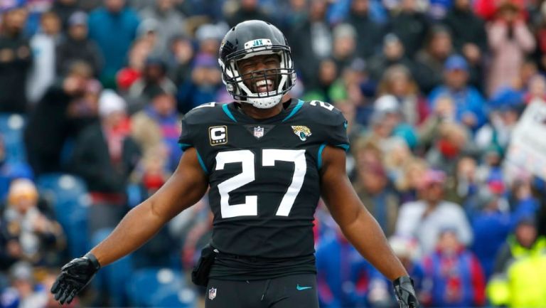 Leonard Fournette durante un partido con Jaguars