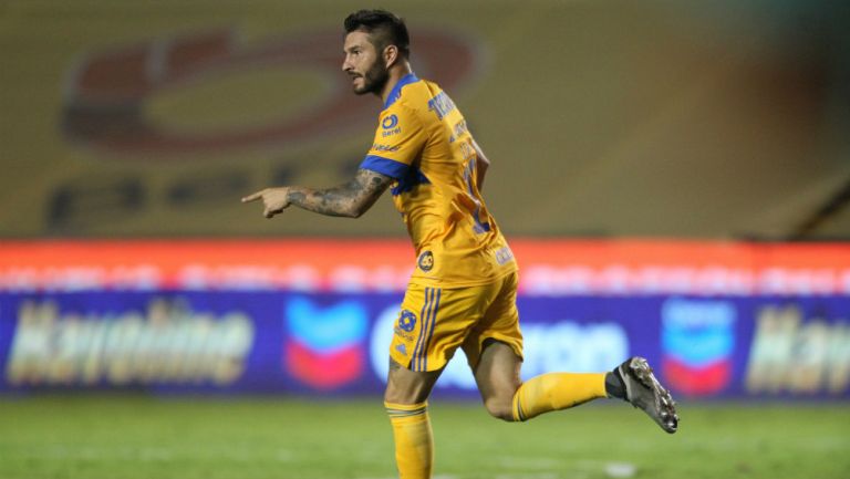 Gignac en partido con Tigres