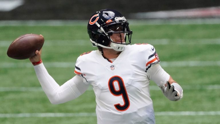 Nick Foles durante un partido con Chicago Bears