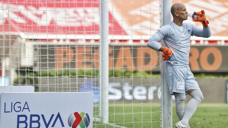 Sebastián Sosa durante un partido con Mazatlán