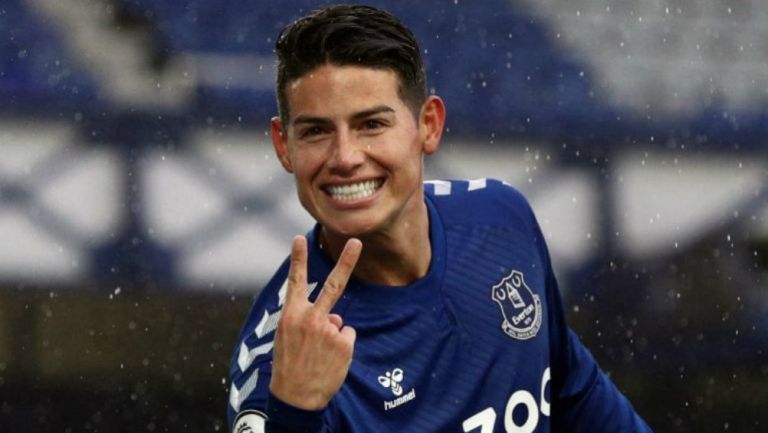 James Rodríguez en festejo con Everton