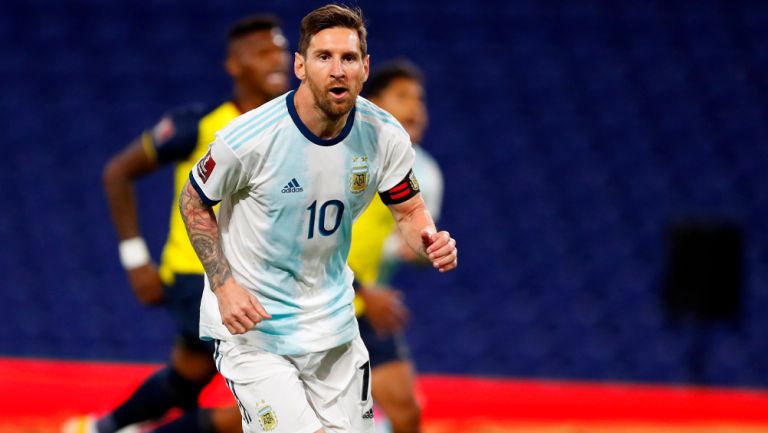 Lionel Messi durante el duelo ante Ecuador 