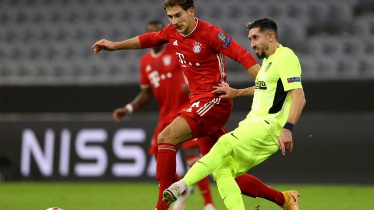 Héctor Herrera en acción ante Bayern Múnich