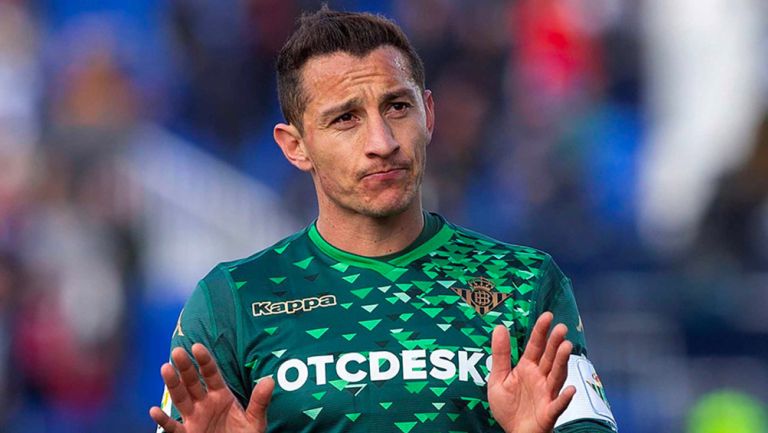 Andrés Guardado durante un duelo con el Betis en LaLiga 