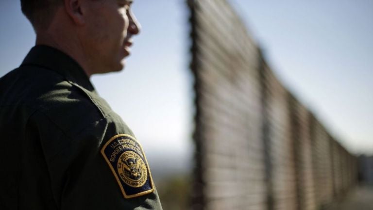 Agente fronterizo compró tamales del lado mexicano